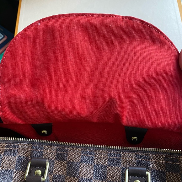 Authentic Louis Vuitton Speedy 30! - Picture 5 of 16